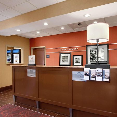 Hampton Inn Magnolia Luaran gambar