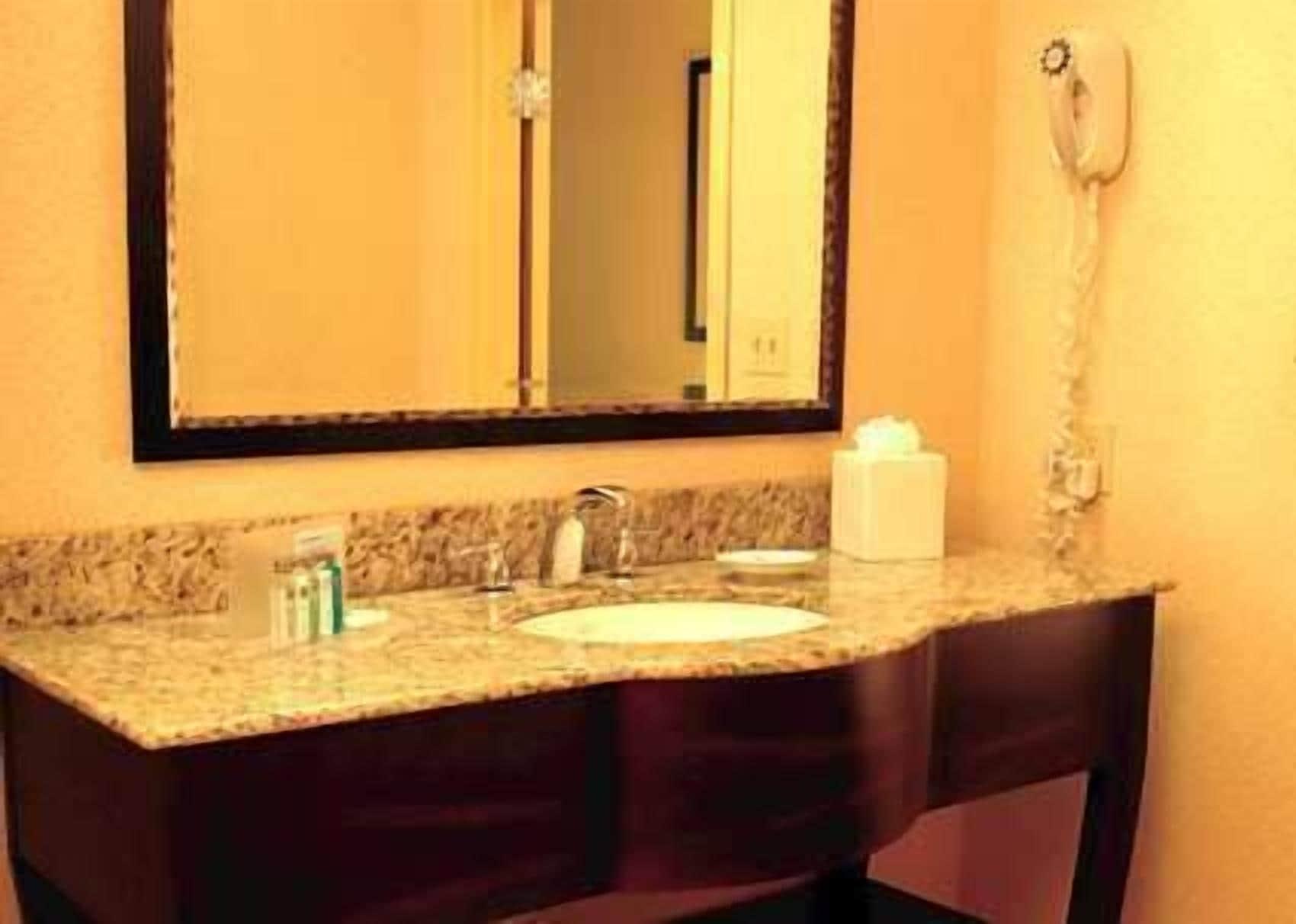 Hampton Inn Magnolia Luaran gambar